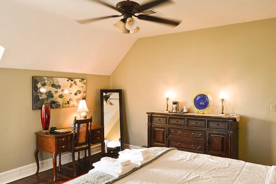 미니애폴리스 300 Clifton B&B 객실 사진